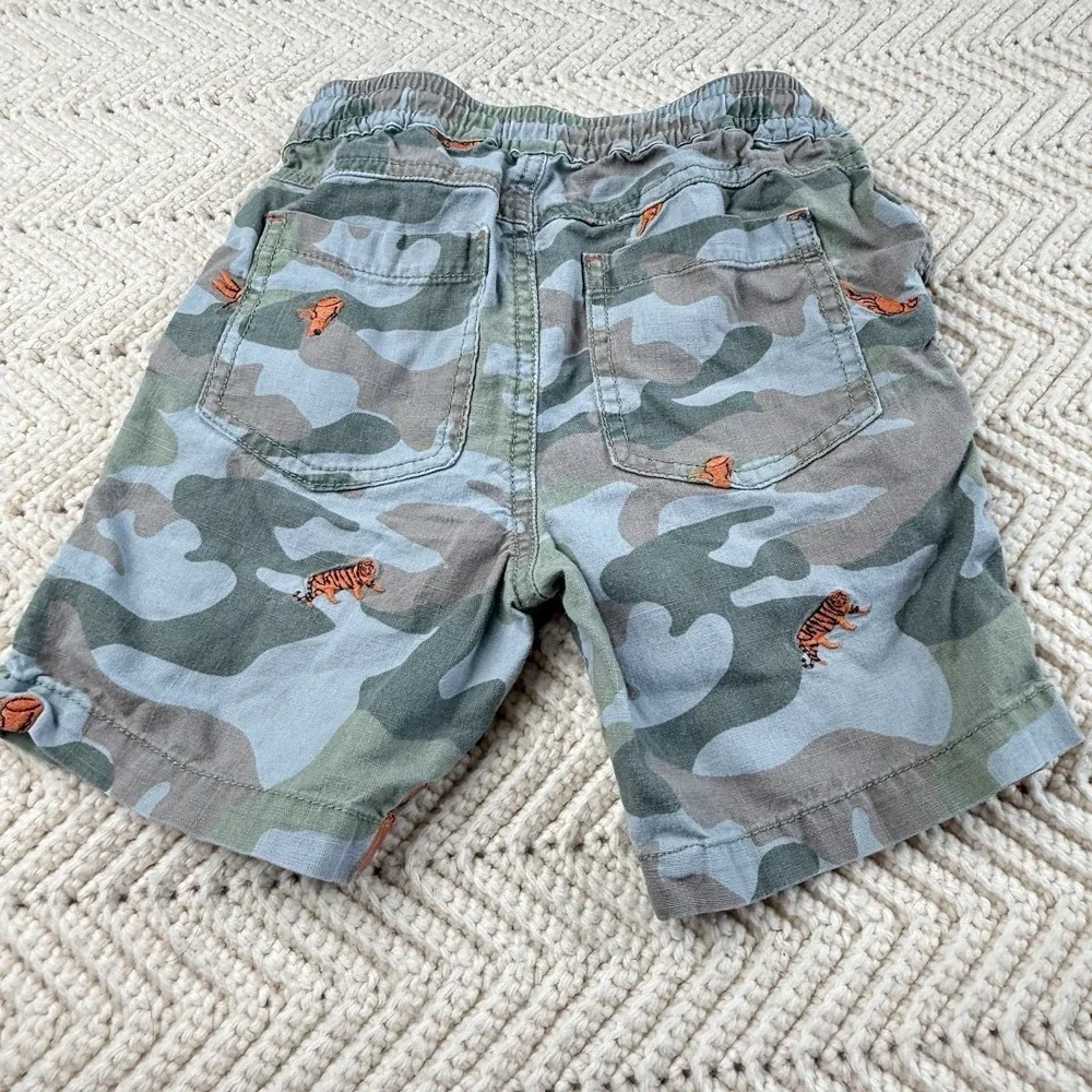 Boden Dinosaur Camo Shorts‎ Size 4T Drawstring Waist Pockets Casual Grunge
